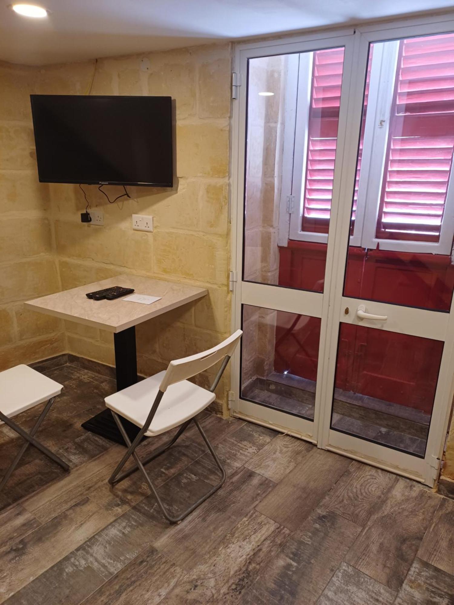 Number 12 Apartman Birgu Szoba fotó