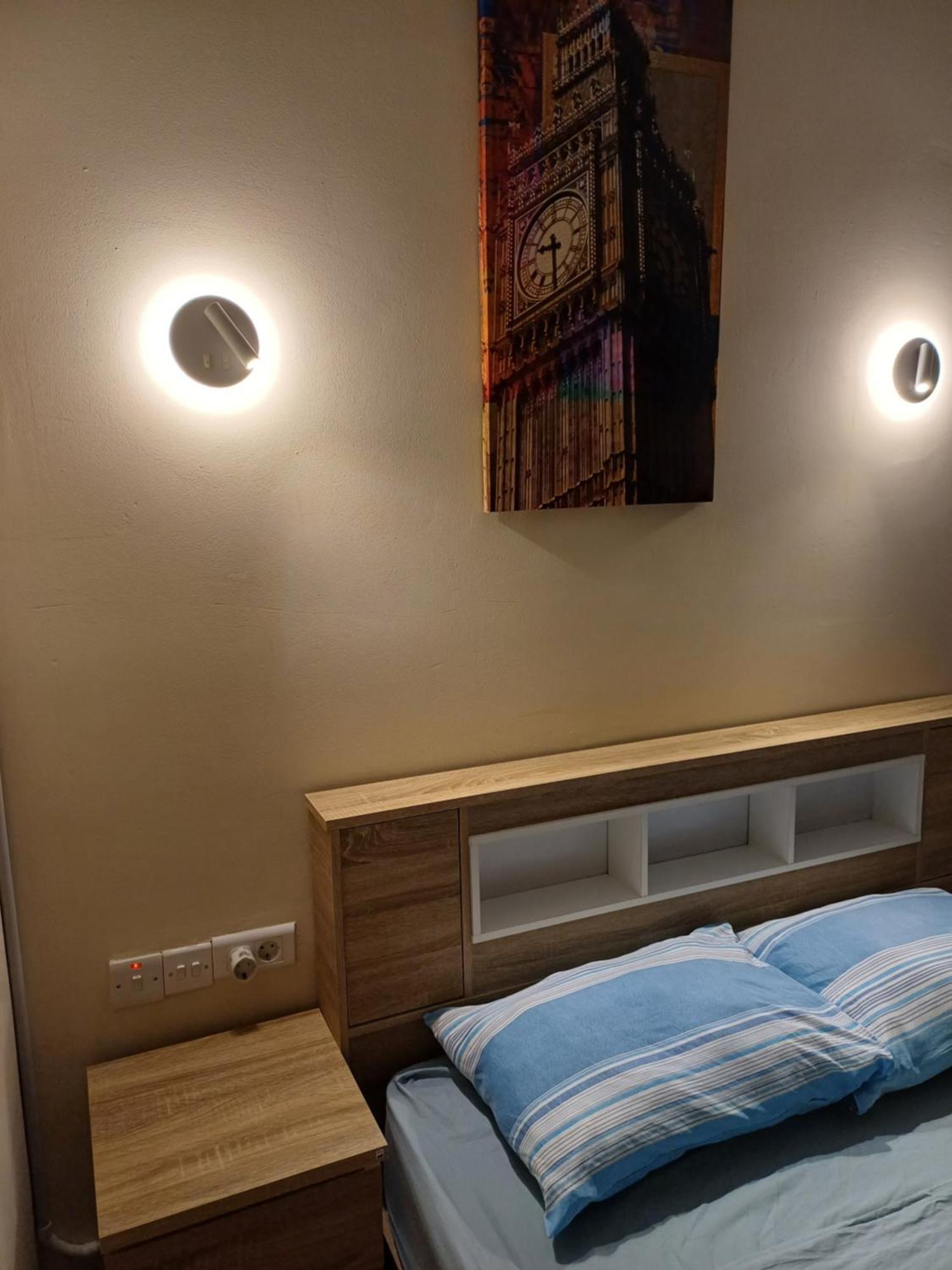 Number 12 Apartman Birgu Szoba fotó